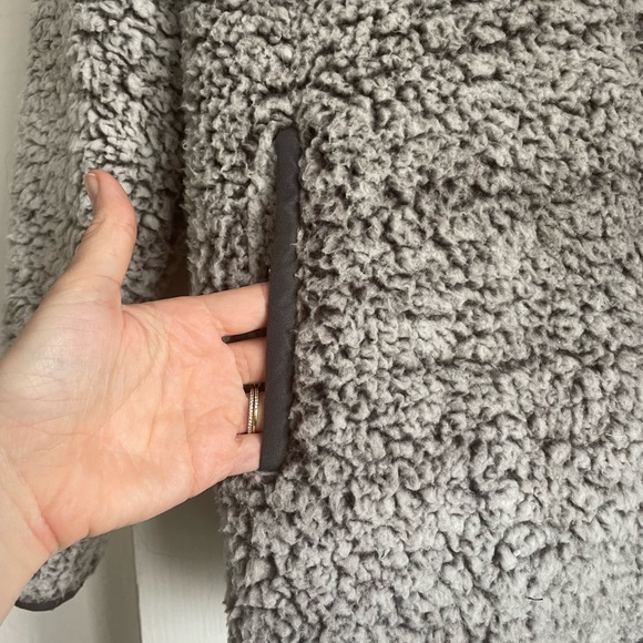 Thread & Supply Fuzzy Sherpa Jacket - Picture 3 of 5